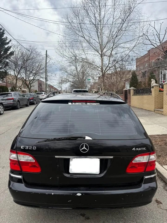 2004 Mercedes-Benz W211 E-Class - Image 8 of 10