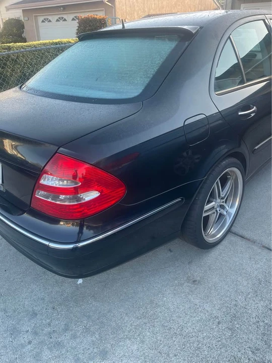 2004 Mercedes-Benz W211 E-Class - Image 5 of 9