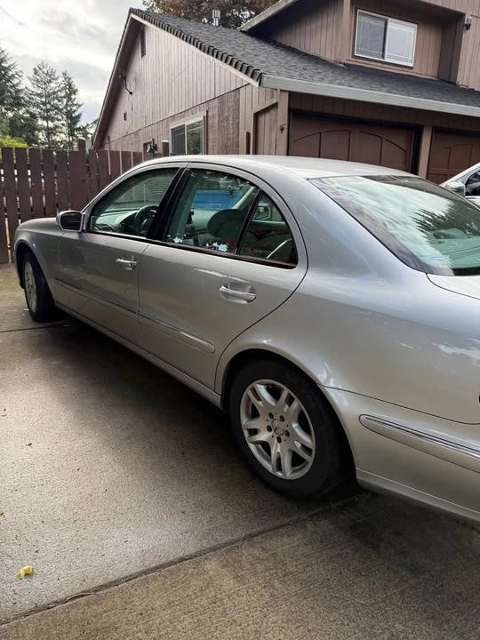 2004 Mercedes-Benz W211 E-Class - Image 2 of 6