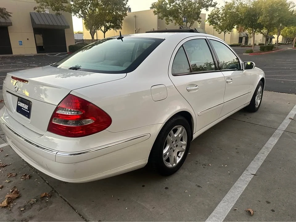2004 Mercedes-Benz W211 E-Class - Image 4 of 11