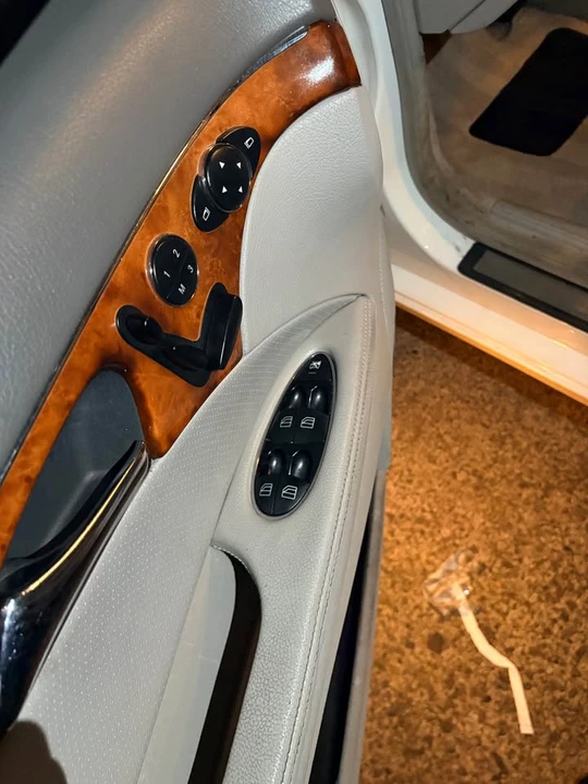 2004 Mercedes-Benz W211 E-Class - Image 14 of 17
