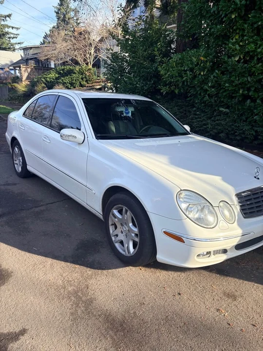 2004 Mercedes-Benz W211 E-Class - Image 3 of 17