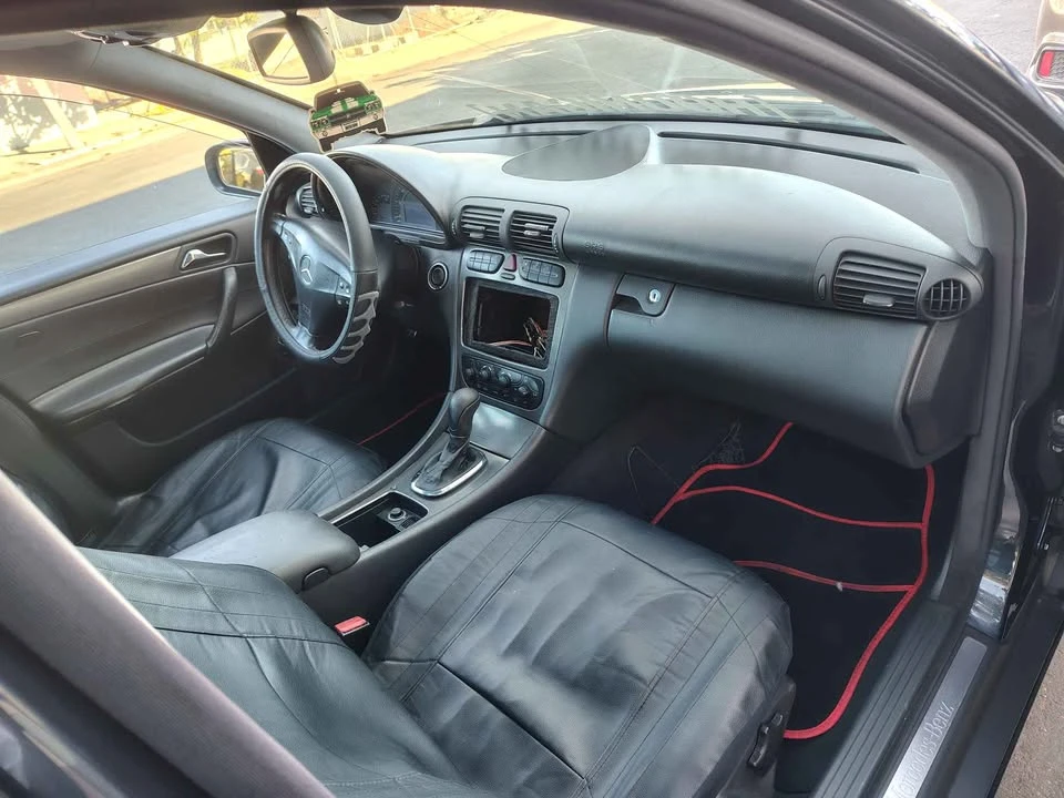2004 Mercedes-Benz W211 E-Class - Image 7 of 8