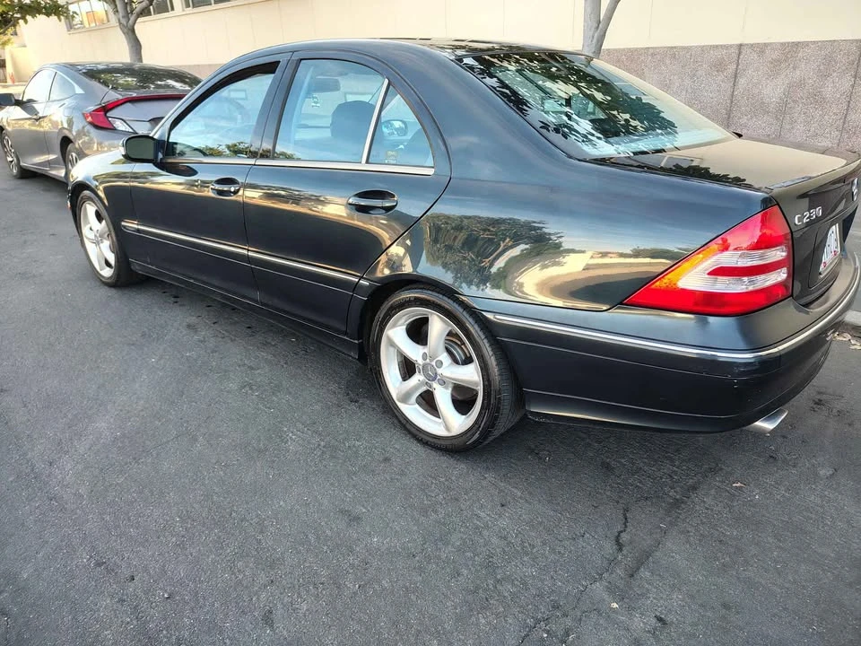 2004 Mercedes-Benz W211 E-Class - Image 4 of 8
