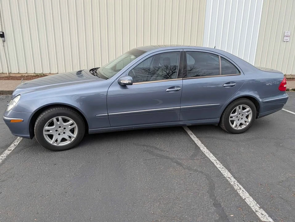 2004 Mercedes-Benz W211 E-Class - Image 3 of 9