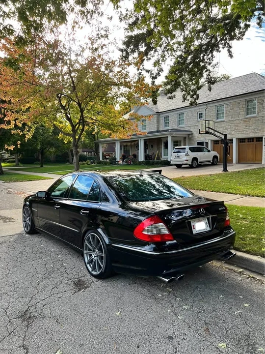 2004 Mercedes-Benz W211 E 55 & E 63 AMG - Image 2 of 15