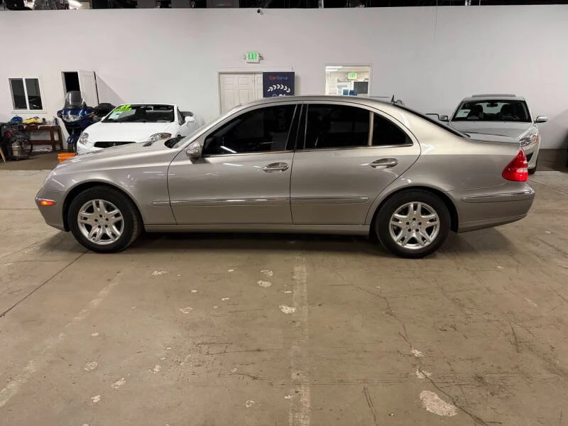 2004 Mercedes-Benz W211 E-Class - Image 2 of 20