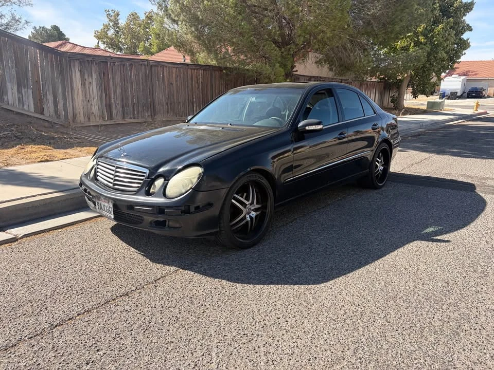 2004 Mercedes-Benz W211 E-Class - Image 2 of 8