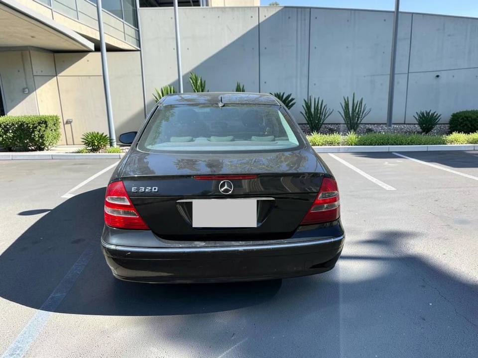 2004 Mercedes-Benz W211 E-Class - Image 3 of 7
