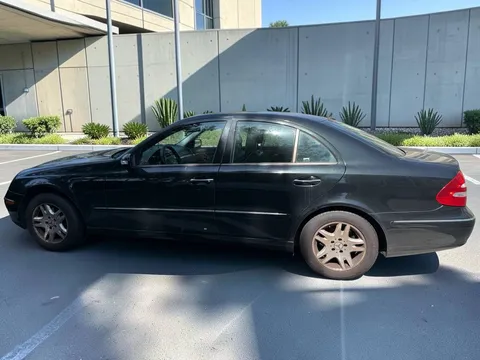2004 Mercedes-Benz E320 Sedan
