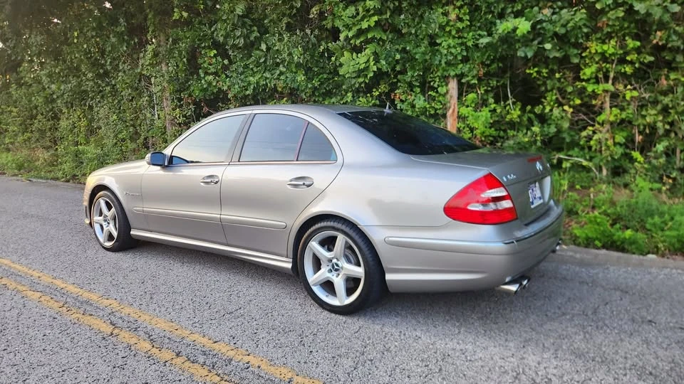 2004 Mercedes-Benz W211 E 55 & E 63 AMG - Image 4 of 12