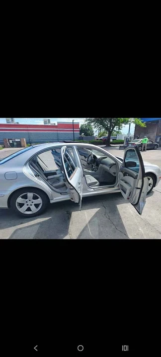 2004 Mercedes-Benz W211 E-Class - Image 2 of 6