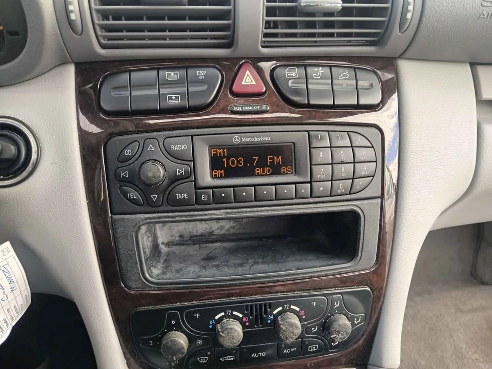2004 Mercedes-Benz W203 C-Class - Image 9 of 20