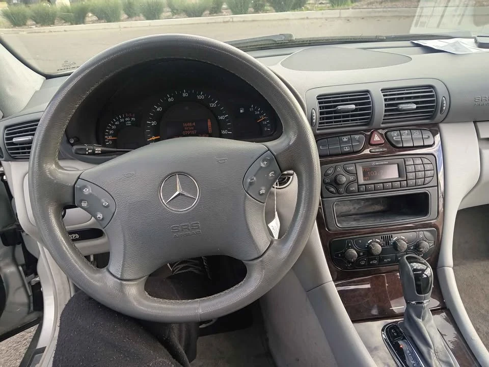 2004 Mercedes-Benz W203 C-Class - Image 7 of 20