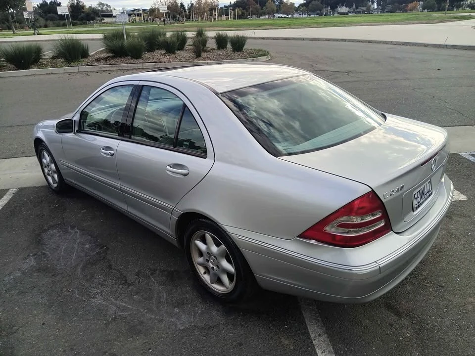 2004 Mercedes-Benz W203 C-Class - Image 3 of 20