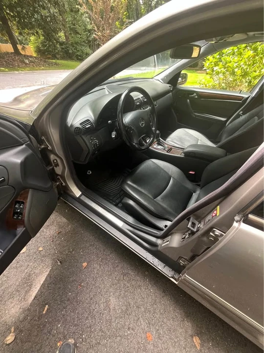 2004 Mercedes-Benz W203 C-Class - Image 4 of 10