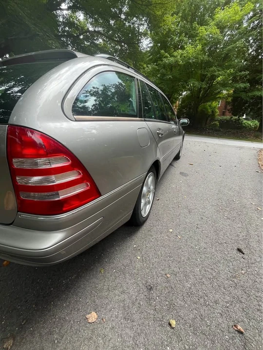 2004 Mercedes-Benz W203 C-Class - Image 2 of 10