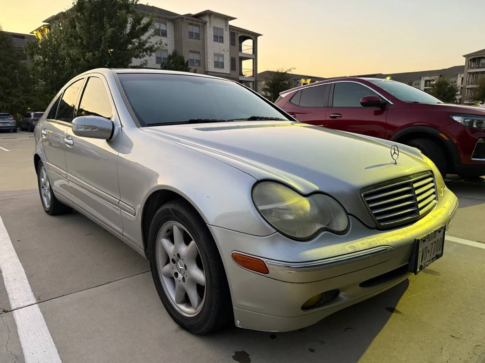 2004 Mercedes-Benz W203 C-Class - Image 3 of 9