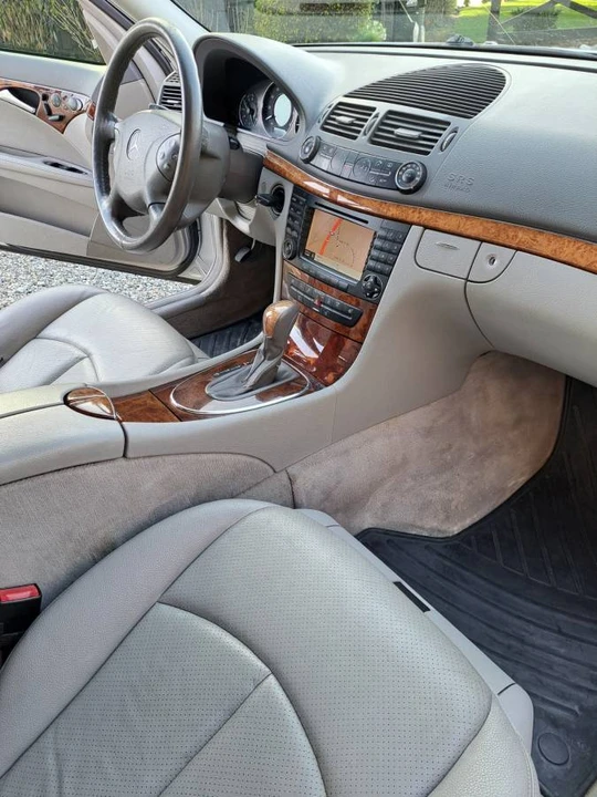 2004 Mercedes-Benz W211 E-Class - Image 5 of 11