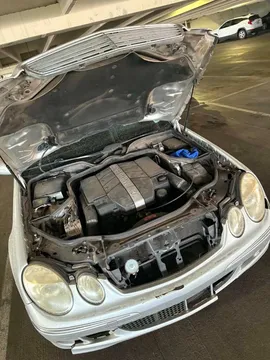 2004 Mercedes-Benz E320