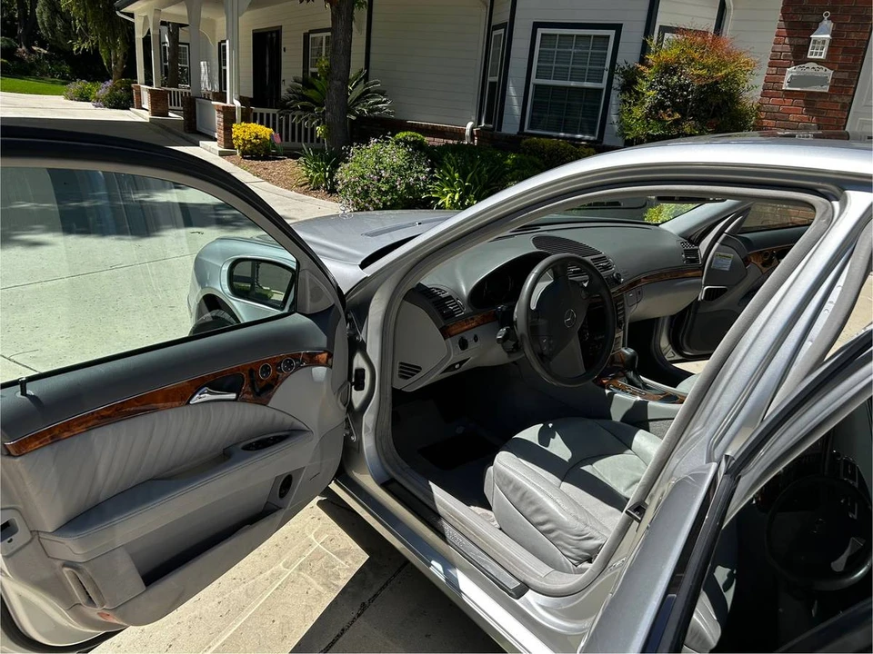 2004 Mercedes-Benz W211 E-Class - Image 8 of 19