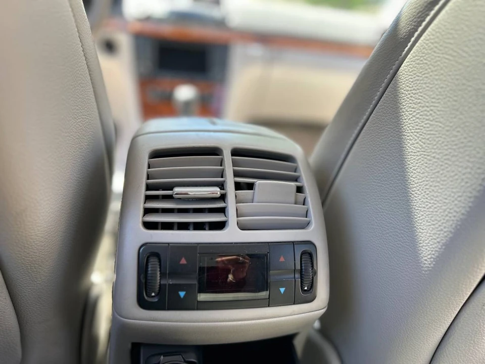 2004 Mercedes-Benz W211 E-Class - Image 18 of 19