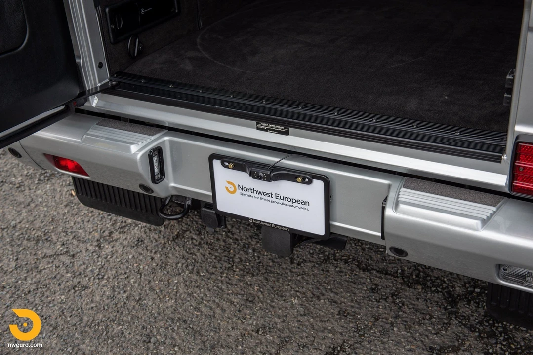 2004 Mercedes-Benz W463 G-Class - Image 12 of 19