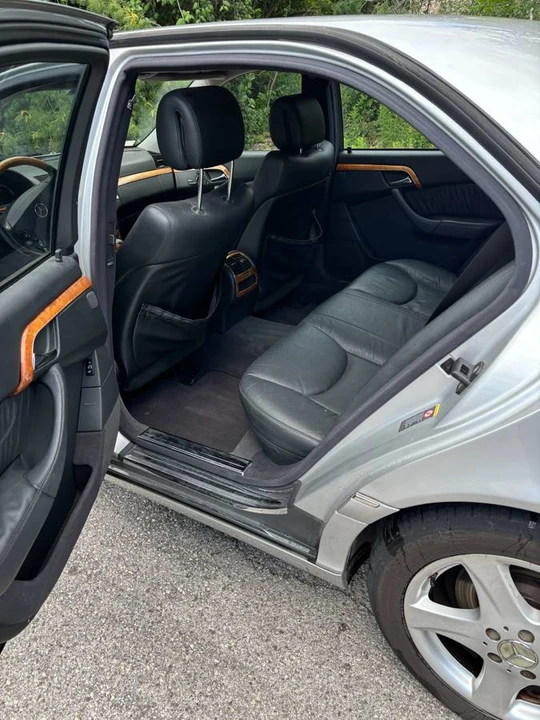2004 Mercedes-Benz W220 S-Class - Image 8 of 20