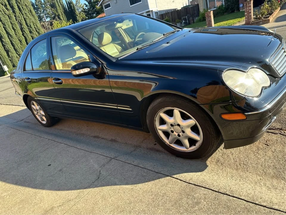 2004 Mercedes-Benz W203 C-Class - Image 3 of 8