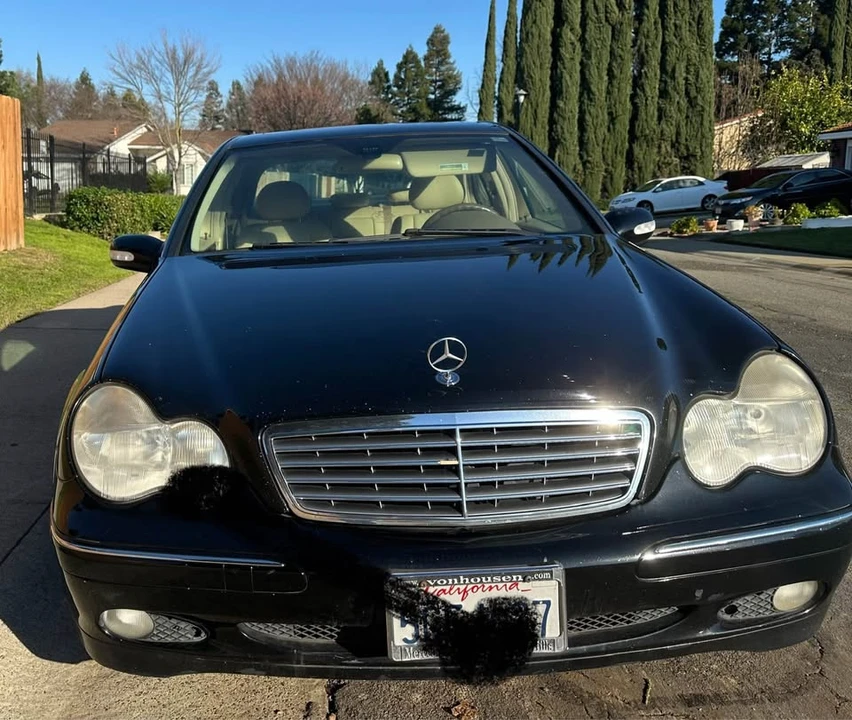 2004 Mercedes-Benz W203 C-Class - Image 2 of 8
