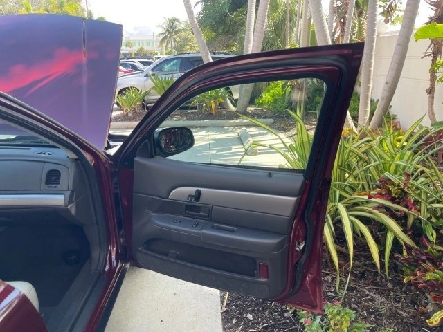 2004 Mercury Marauder - Image 12 of 21