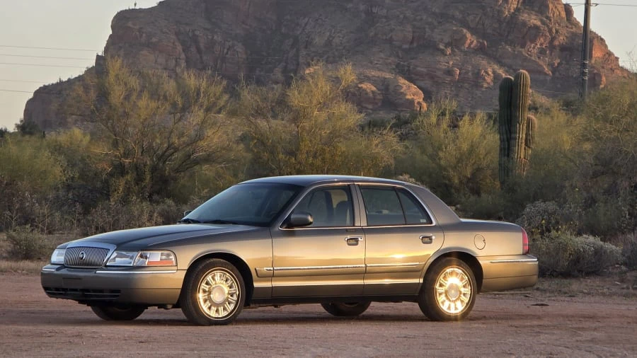 2004 Mercury Grand Marquis - Image 6 of 11