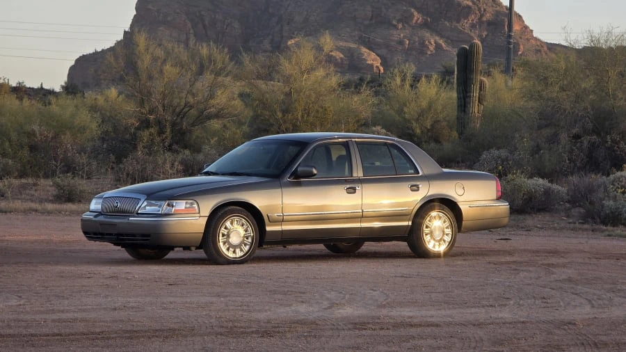 2004 Mercury Grand Marquis - Image 7 of 11