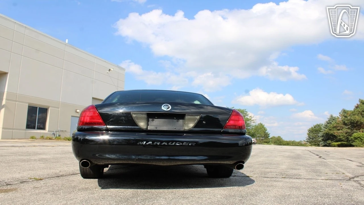 2004 Mercury Marauder - Image 16 of 21