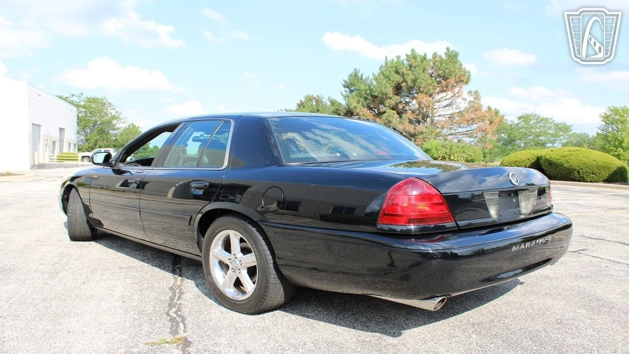 2004 Mercury Marauder - Image 20 of 21