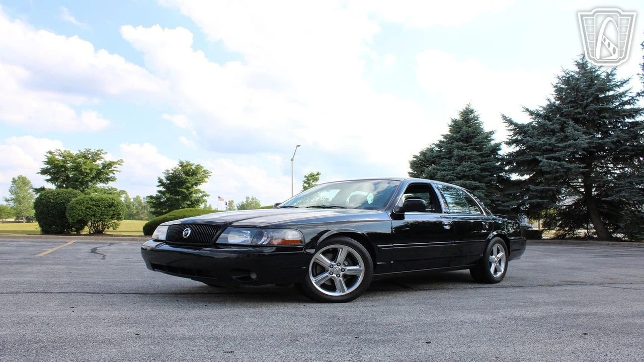 2004 Mercury Marauder - Image 3 of 21