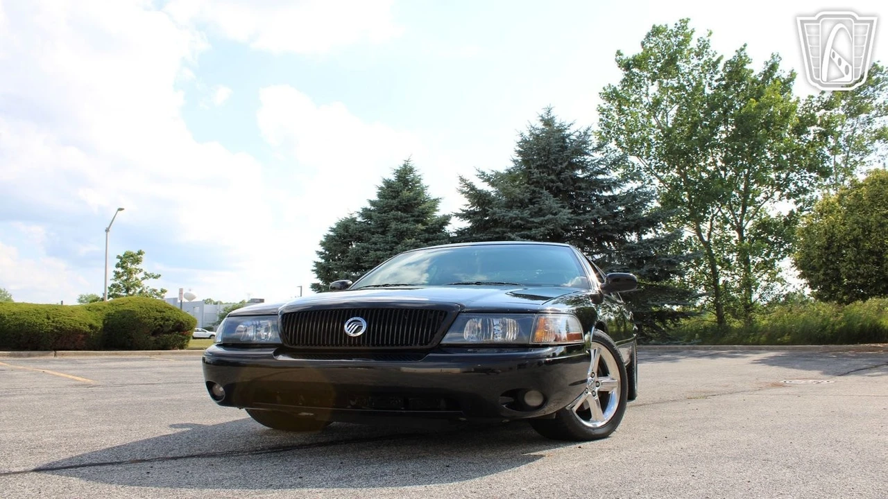 2004 Mercury Marauder - Image 5 of 12
