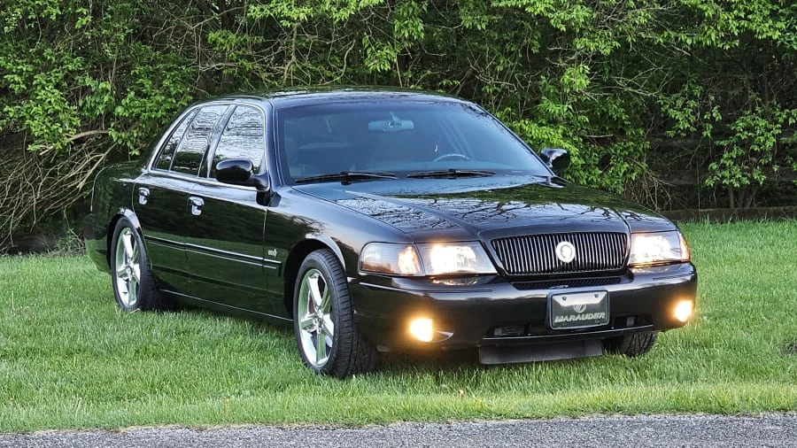 2003 Mercury Marauder - Image 2 of 31