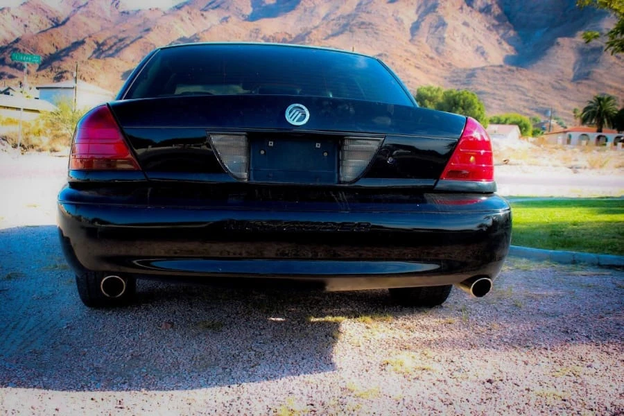 2004 Mercury Marauder - Image 4 of 11
