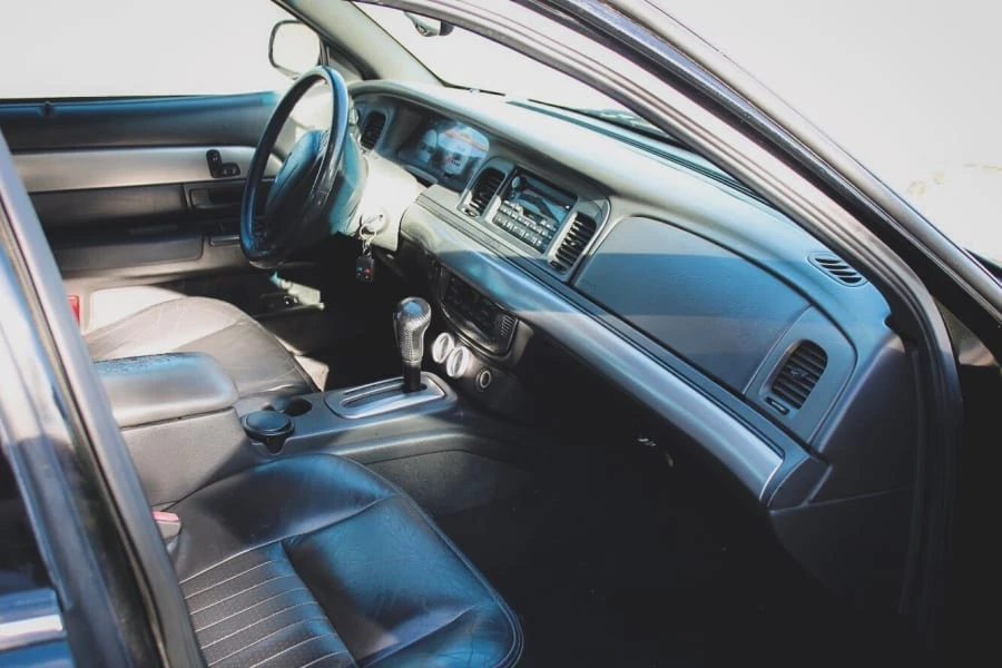 2004 Mercury Marauder - Image 7 of 11