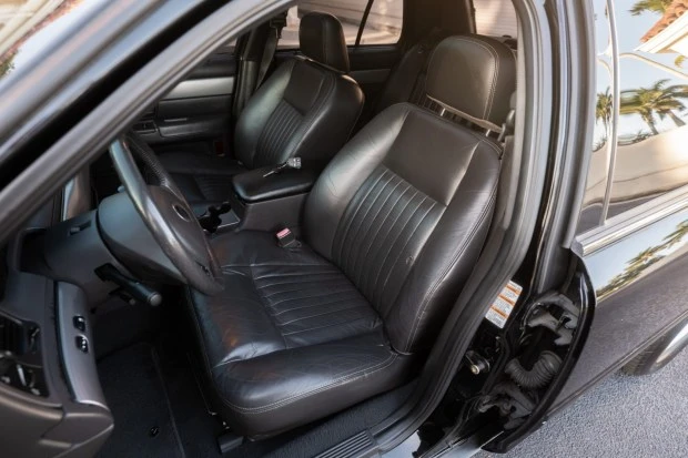 2004 Mercury Marauder - Image 4 of 7