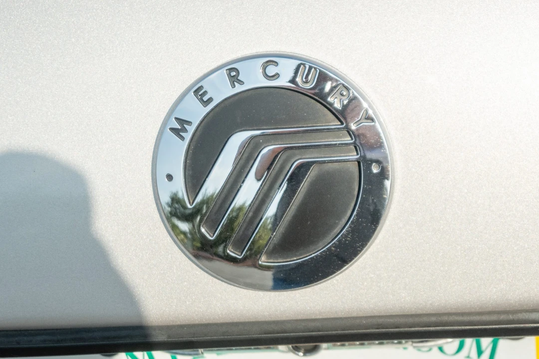 2004 Mercury Marauder - Image 27 of 31