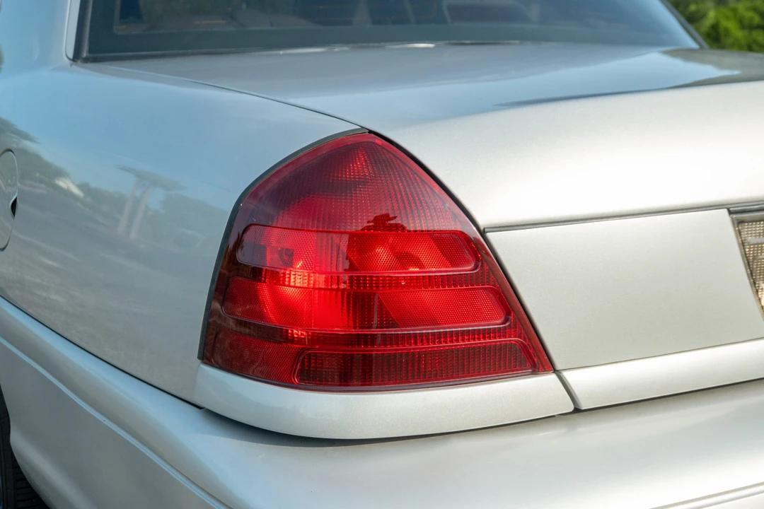 2004 Mercury Marauder - Image 26 of 31