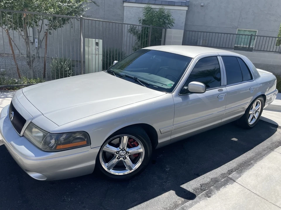 2004 Mercury Marauder - Image 2 of 20
