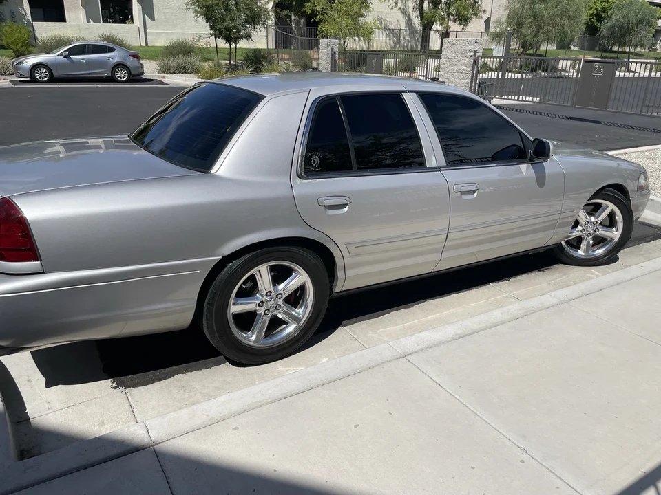 2004 Mercury Marauder - Image 5 of 20
