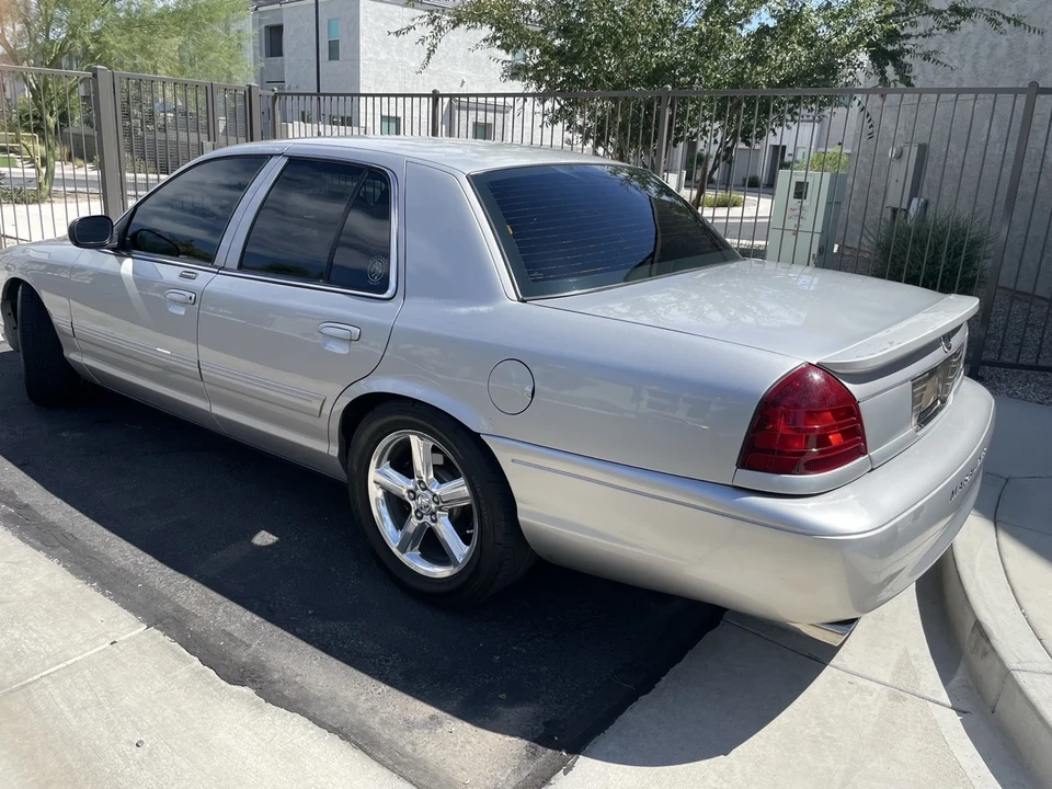 2004 Mercury Marauder - Image 3 of 20