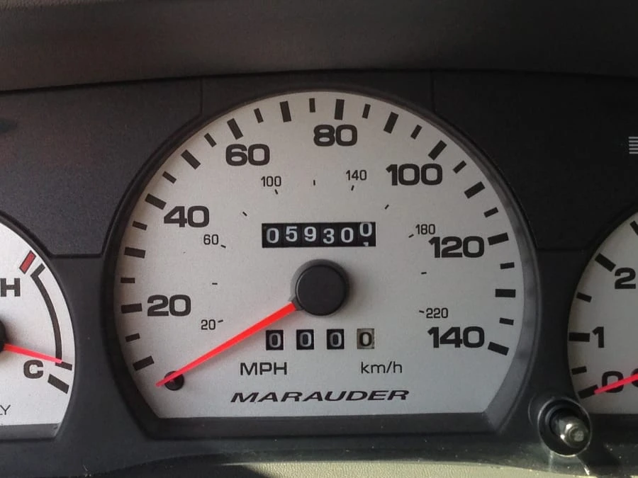 2004 Mercury Marauder - Image 4 of 7