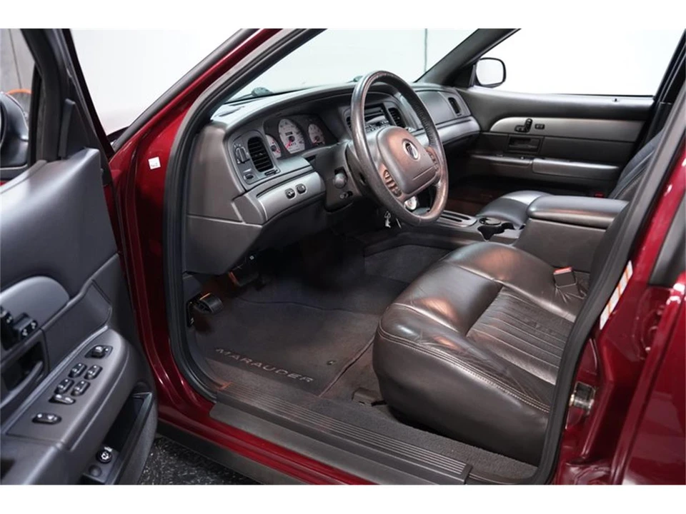 2004 Mercury Marauder - Image 4 of 31