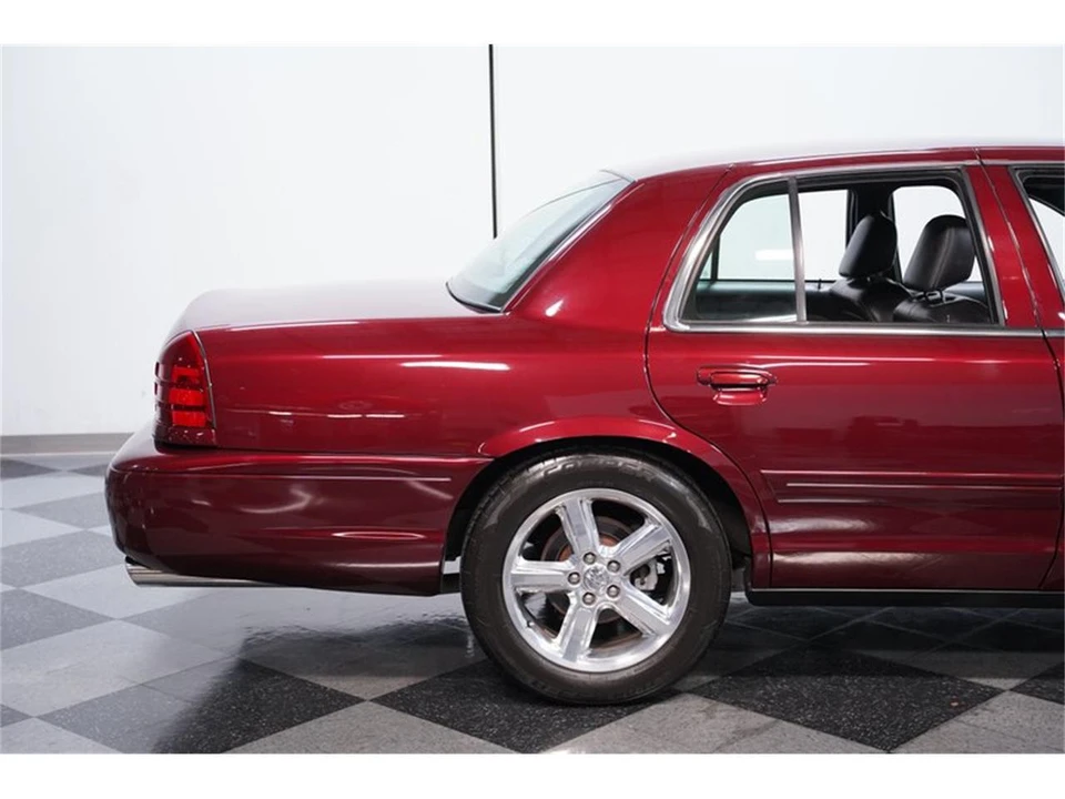 2004 Mercury Marauder - Image 23 of 31