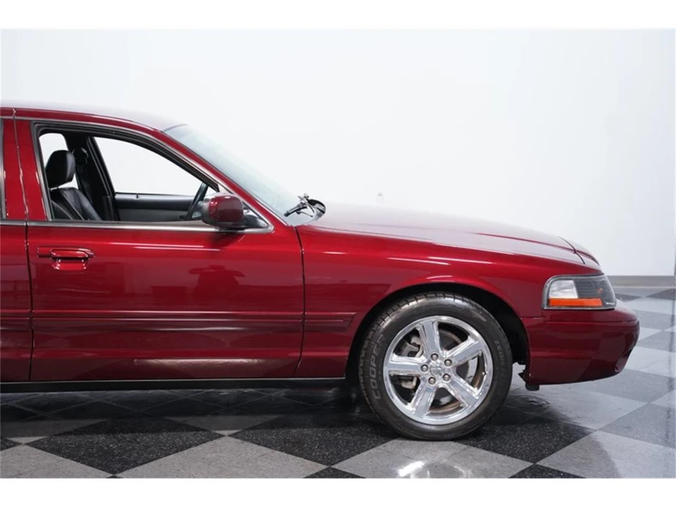 2004 Mercury Marauder - Image 24 of 31